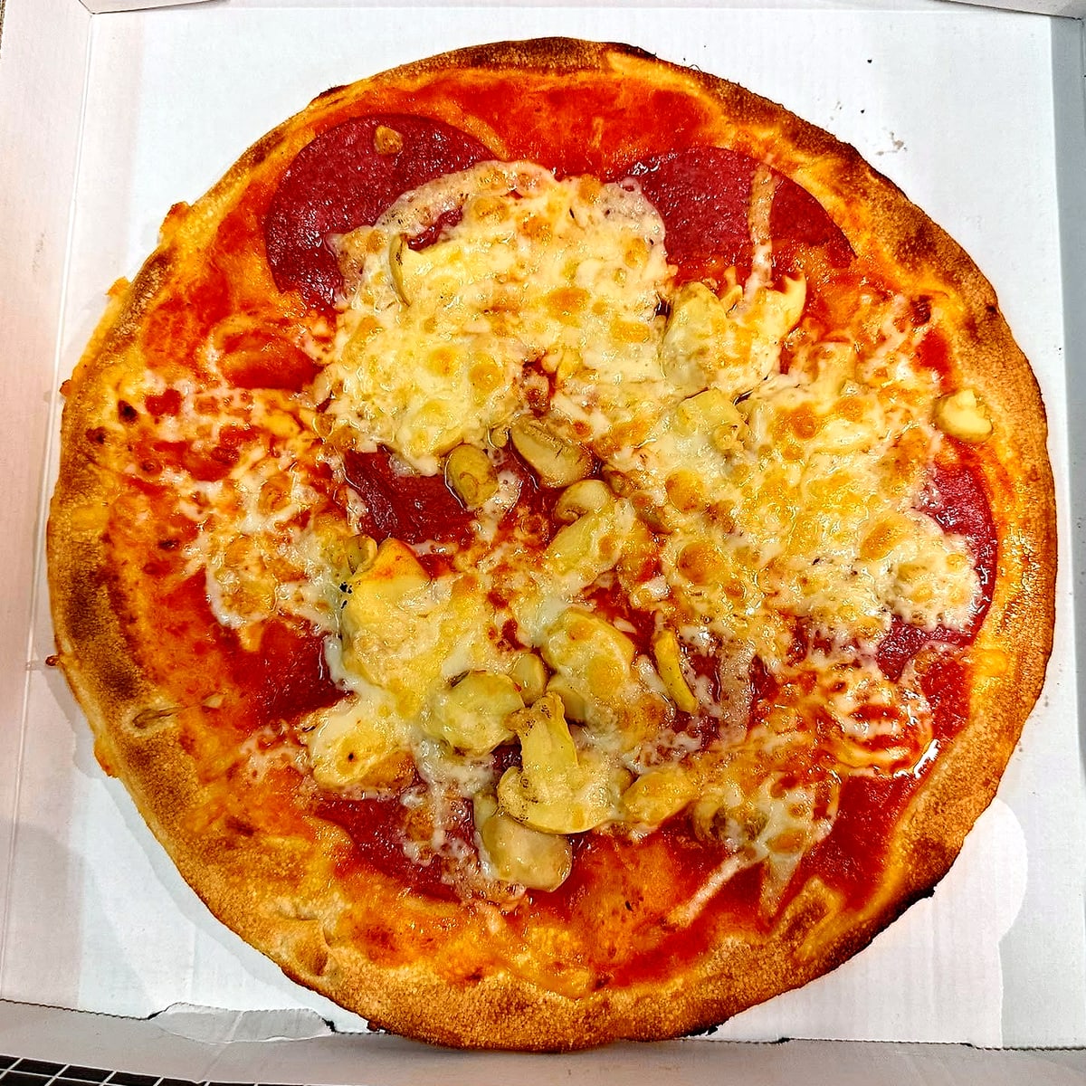 Salame e Funghi
